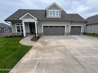 120 Cherry Blossom Ct, Lenoir City, TN 37772