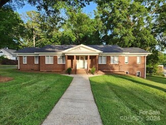 214 2nd Ave NE, Conover, NC 28613
