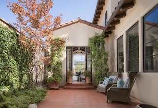 905 Laguna St, Santa Barbara, CA 93101