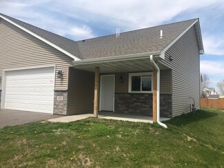 400 N Cheyenne St, Roberts, WI 54023