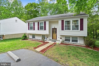 7700 Newington Forest Ave, Springfield, VA 22153