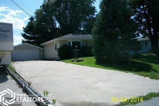 10107 S 34th Ave W, Colfax, IA 50054