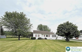 619 Penn Dr, Tamaqua, PA 18252