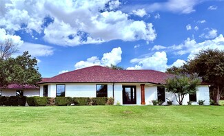 4501 Ridgeway Rd, Fort Worth, TX 76126