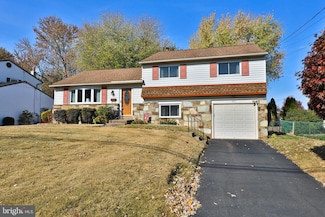 1013 Marian Rd, Warminster, PA 18974