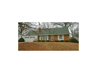7218 W 89th Terrace, Overland Park, KS 66212