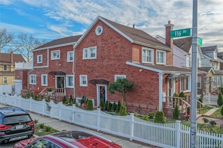 11601 221st St, Cambria Heights, NY 11411