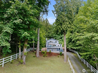 17655 Division Ave NE, Suquamish, WA 98392