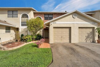 10737 NW 11th St, Pembroke Pines, FL 33026
