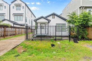 4002 Rutland St, Houston, TX 77018