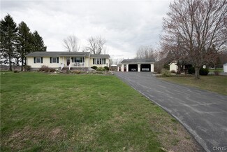 10510 Short Cut Rd, Weedsport, NY 13166