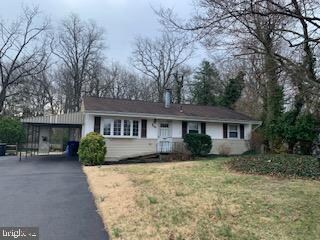 407 Magnolia Rd, Mount Laurel, NJ 08054