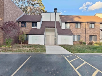 21 Country Birch Ln Unit 21B, Egg Harbor Township, NJ 08234