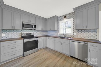 440 Stoneycreek Ln, Rock Hill, SC 29730