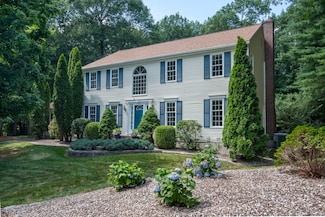 99 Warner Ct, Glastonbury, CT 06033
