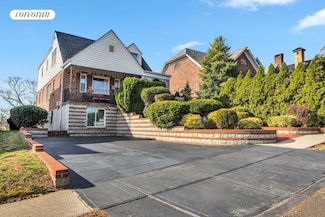 81-22 Haddon St, Jamaica, NY 11432