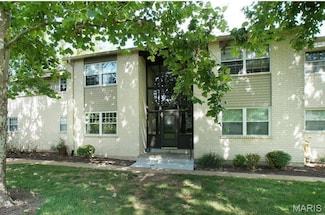 160 Cumberland Park Ct Unit G, Ballwin, MO 63011