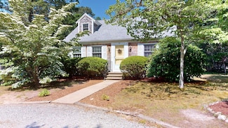 26 Newport Rd, Brewster, MA 02631