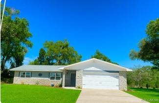 6873 W Rich St, Crystal River, FL 34428