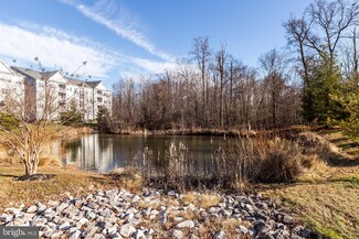 556 Hopkins Landing Dr, Essex, MD 21221