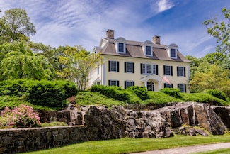 37 Lantern Hill Rd, Madison, CT 06443