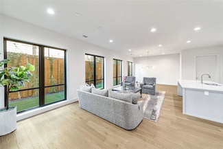 3601 Routh St Unit 1B, Dallas, TX 75219