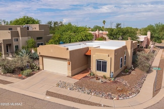 821 N Borderland Ln, Tucson, AZ 85748