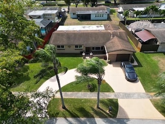 11420 NW 18th St, Pembroke Pines, FL 33026