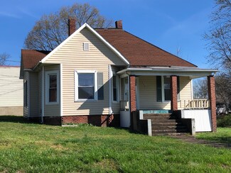 224 Highland Ave, Johnson City, TN 37604