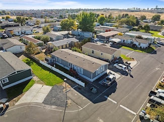 900 N Grape Dr Unit 70, Moses Lake, WA 98837