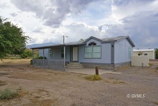 1050 W 4th St, Thatcher, AZ 85552