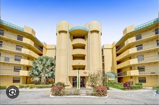 6575 W Oakland Park Blvd Unit 516, Lauderhill, FL 33313