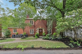 729 Shady Ln, Pittsburgh, PA 15228