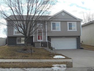 18661 R St, Omaha, NE 68135