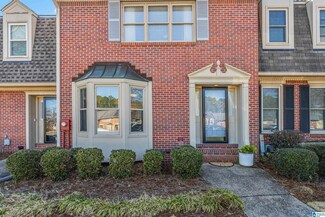 404 Chase Plantation Pkwy, Hoover, AL 35244