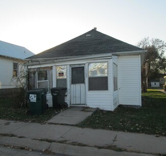 1308 S Osteopathy Ave, Kirksville, MO 63501