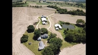 6632 Dutch Hollow Rd, Potosi, WI 53820
