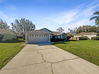 2710 Jennifer Dr, Lakeland, FL 33810