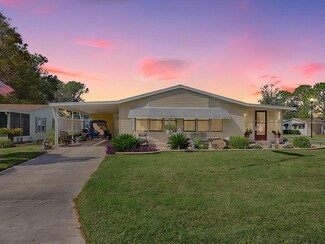 32541 W Golf Ct, Leesburg, FL 34748