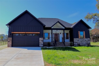 2667 Polo Ln, Maiden, NC 28650