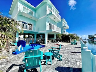 1021 82nd St, Marathon, FL 33050