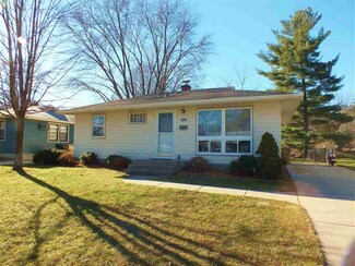 5525 Dahlen Dr, Madison, WI 53705