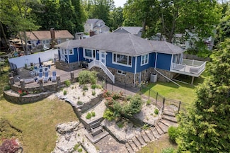 86 Hilltop Dr, Miller Place, NY 11764