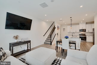 4450 Potts Ct Unit 575, Owings Mills, MD 21117