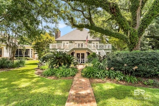 4 Molokai Ln, Fairhope, AL 36532