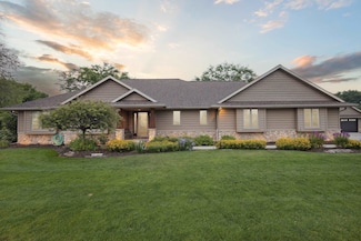 4550 Deer Ridge Ln, Pulaski, WI 54162