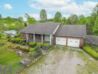 1062 Garrett St, Rainsville, AL 35986