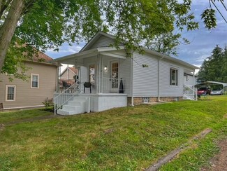 827 E Pearl St, New Castle, PA 16101