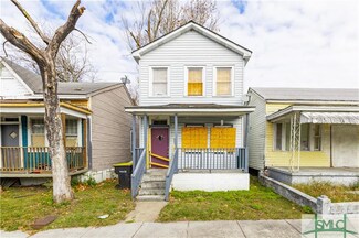 1128 Graydon St, Savannah, GA 31404