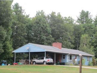 227 N Haverhill Rd, Kensington, NH 03833